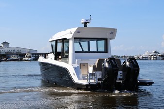 Cruisers Yachts 38 VTR EC 17 2026 Cruisers Yachts 38 VTR EC 18