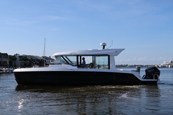 Cruisers Yachts 38 VTR EC 22 2026 Cruisers Yachts 38 VTR EC 23