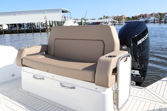 Cruisers Yachts 38 VTR EC 29 2026 Cruisers Yachts 38 VTR EC 30