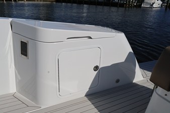 Cruisers Yachts 38 VTR EC 30 2026 Cruisers Yachts 38 VTR EC 31