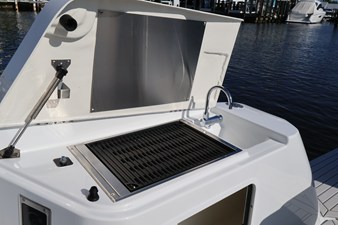Cruisers Yachts 38 VTR EC 32 2026 Cruisers Yachts 38 VTR EC 33