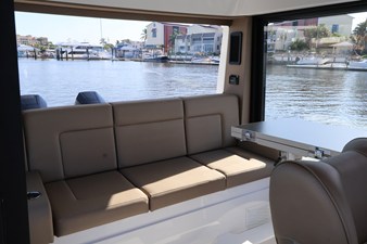 Cruisers Yachts 38 VTR EC 39 2026 Cruisers Yachts 38 VTR EC 40