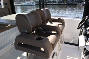Cruisers Yachts 38 VTR EC 41 2026 Cruisers Yachts 38 VTR EC 42