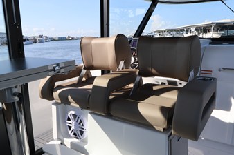 Cruisers Yachts 38 VTR EC 44 2026 Cruisers Yachts 38 VTR EC 45