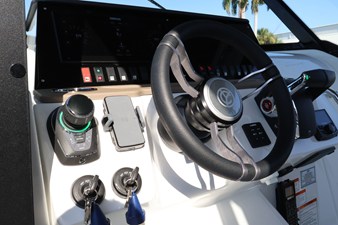 Cruisers Yachts 38 VTR EC 49 2026 Cruisers Yachts 38 VTR EC 50
