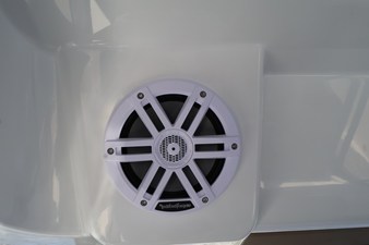 Cruisers Yachts 38 VTR EC 51 2026 Cruisers Yachts 38 VTR EC 52