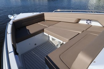 Cruisers Yachts 38 VTR EC 66 2026 Cruisers Yachts 38 VTR EC 67