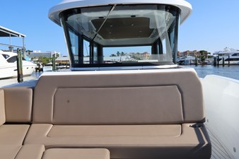 Cruisers Yachts 38 VTR EC 67 2026 Cruisers Yachts 38 VTR EC 68