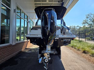 Sea Ray SLX 260 Outboard 6 2027 Sea Ray SLX 260 Outboard 7