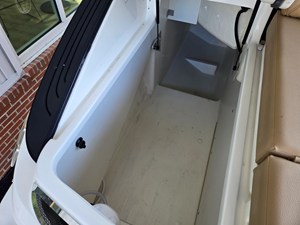 Sea Ray SLX 260 Outboard 10 2027 Sea Ray SLX 260 Outboard 11