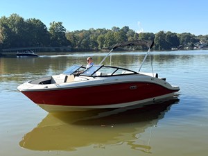 Sea Ray SPX 210 1 2026 Sea Ray SPX 210 2