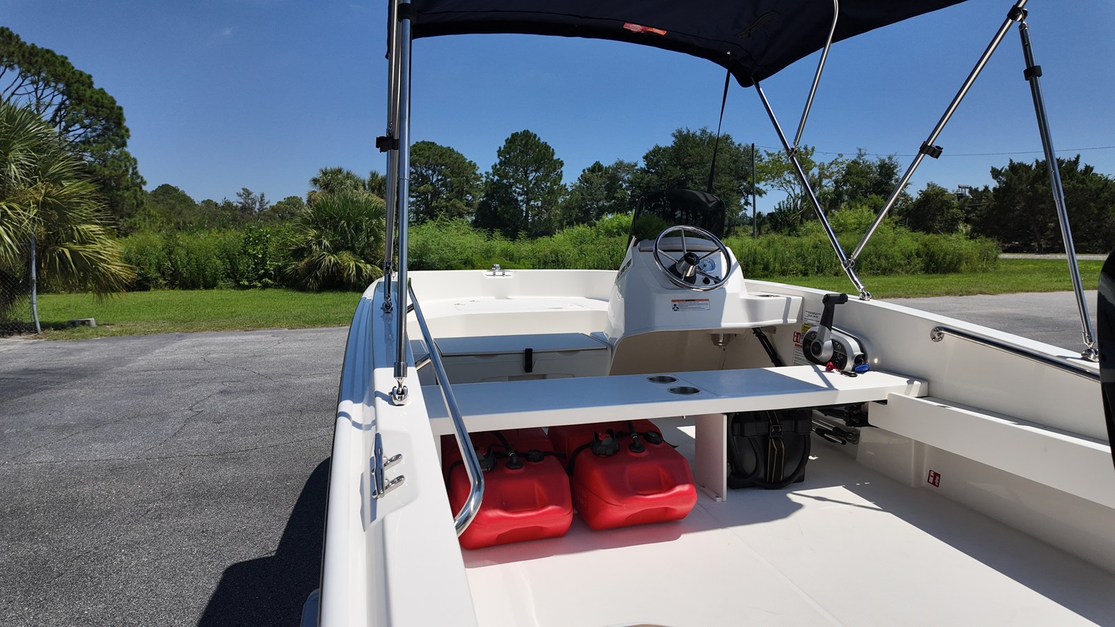 2027 Boston Whaler 160 Super Sport 6
