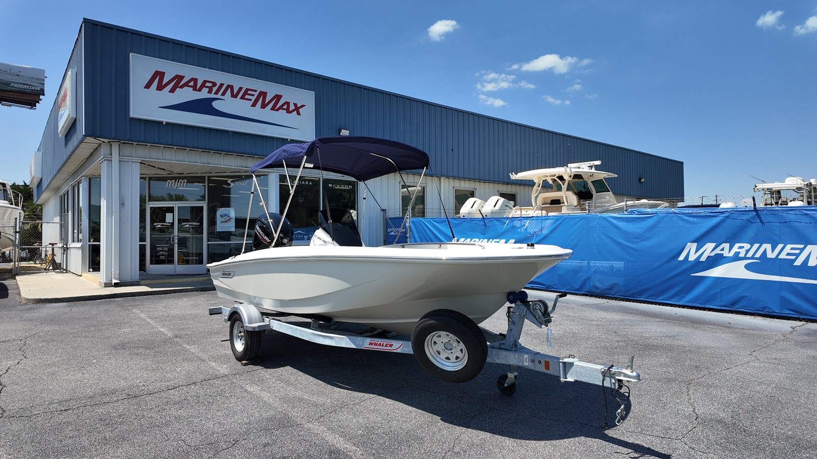2027 Boston Whaler 160 Super Sport 11