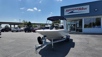 Boston Whaler 160 Super Sport 9 2027 Boston Whaler 160 Super Sport 10