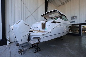 Sea Ray Sundancer 320 Outboard 1 2026 Sea Ray Sundancer 320 Outboard 2