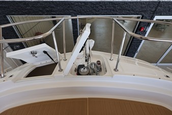 Sea Ray Sundancer 320 Outboard 41 2026 Sea Ray Sundancer 320 Outboard 42