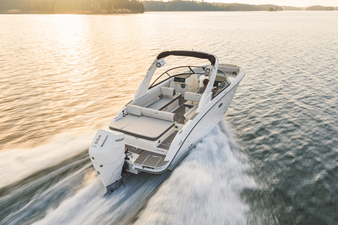 Sea Ray SDX 270 Outboard 2 2025 Sea Ray SDX 270 Outboard 3