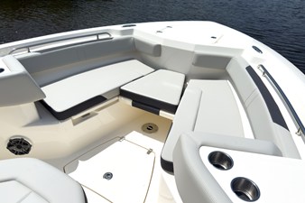 2026 Boston Whaler 330 Outrage 21