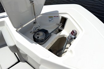 2026 Boston Whaler 330 Outrage 24