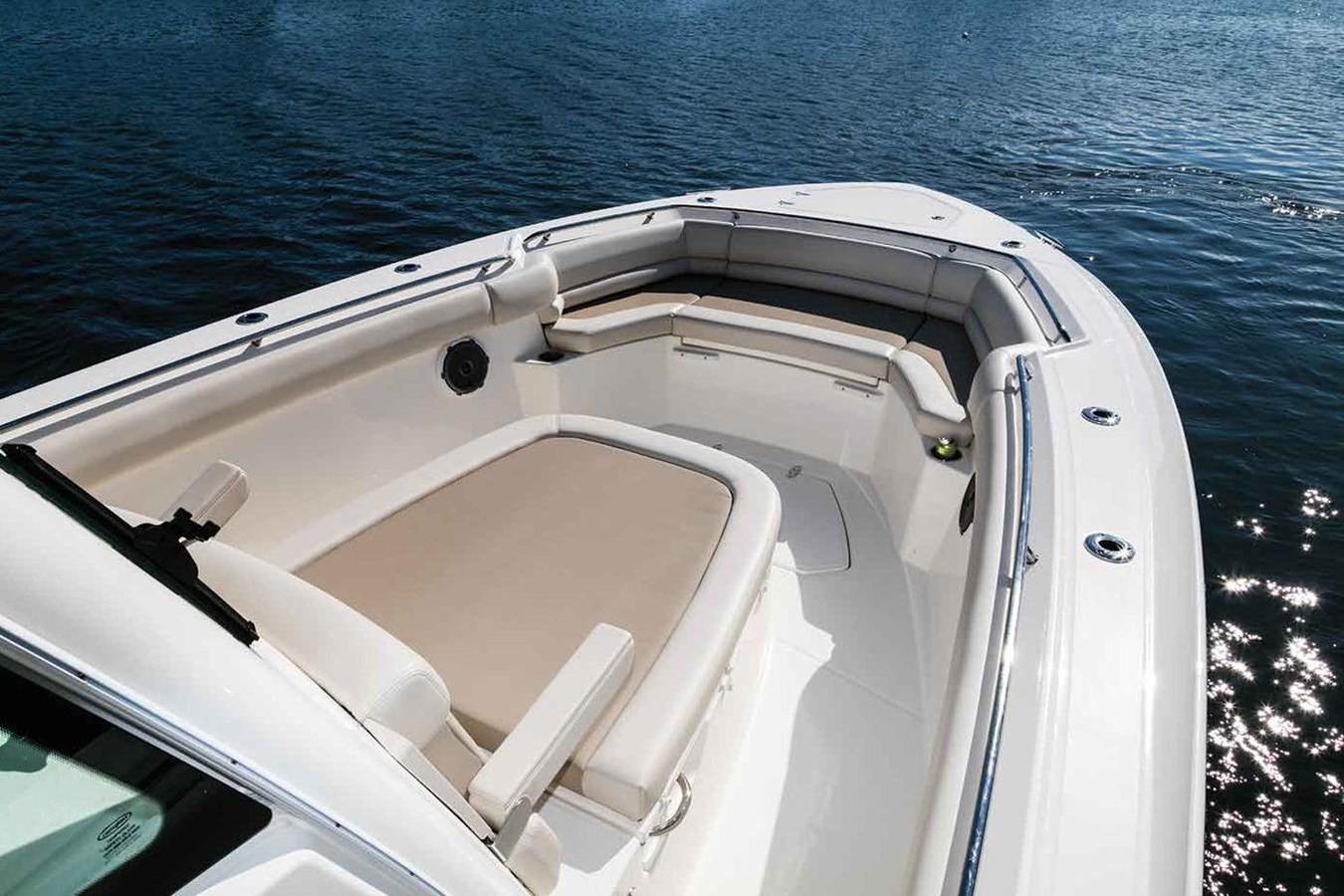 2027 Boston Whaler 330 Outrage 9