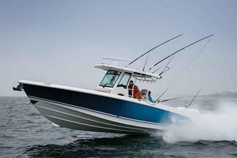 Boston Whaler 330 Outrage 5 2027 Boston Whaler 330 Outrage 6
