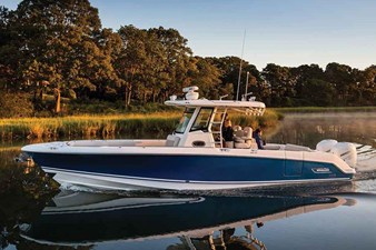 2027 Boston Whaler 330 Outrage 7