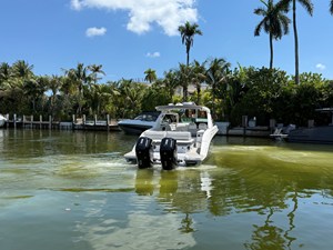Sea Ray SLX 400 Outboard 16 2026 Sea Ray SLX 400 Outboard 17