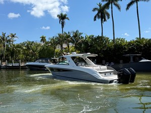 Sea Ray SLX 400 Outboard 19 2026 Sea Ray SLX 400 Outboard 20