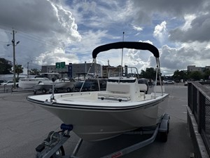 Boston Whaler 190 Montauk 3 2027 Boston Whaler 190 Montauk 4