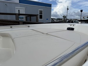 Boston Whaler 190 Montauk 18 2027 Boston Whaler 190 Montauk 19