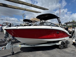 Sea Ray SPX 210 Outboard 1 2026 Sea Ray SPX 210 Outboard 2