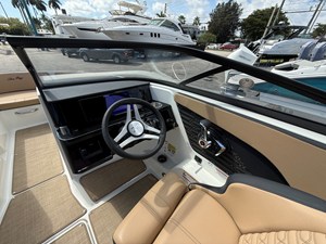 Sea Ray SPX 210 Outboard 6 2026 Sea Ray SPX 210 Outboard 7