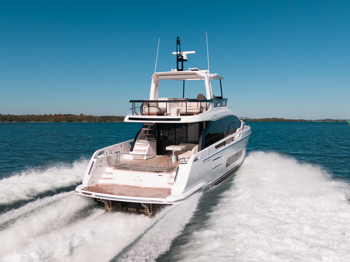 2026 Azimut Fly 62 7