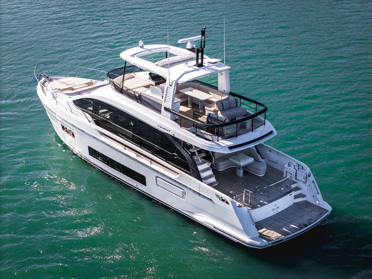 2026 Azimut Fly 62 11