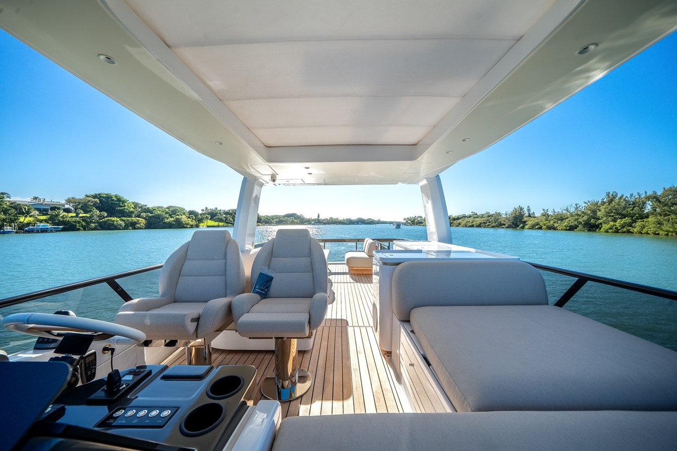 2026 Azimut Fly 62 24