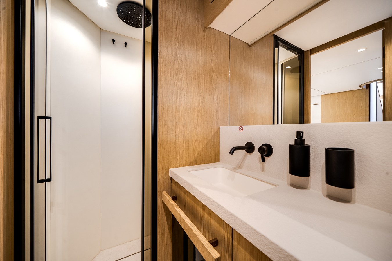 2026 Azimut Fly 62 43