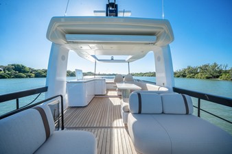 2026 Azimut Fly 62 18