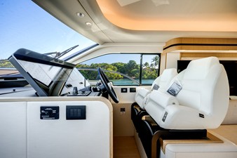 2026 Azimut Fly 62 31