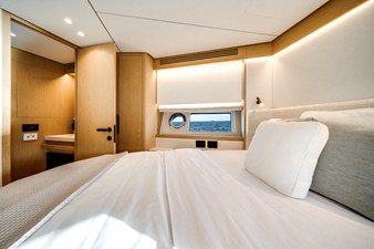 2026 Azimut Fly 62 54