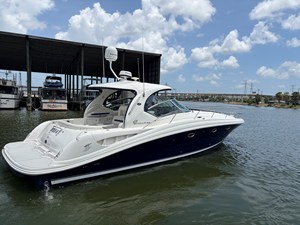 Sea Ray 420 SUNDANCER 11 2005 Sea Ray 420 SUNDANCER 12