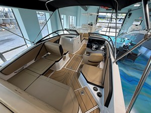 2026 Sea Ray SPX 210 Outboard 22