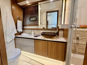 Sea Ray L550 39 2018 Sea Ray L550 40