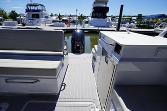 Cruisers Yachts 34 GLS Outboard 24 2026 Cruisers Yachts 34 GLS Outboard 25