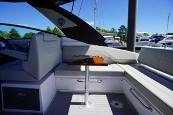 Cruisers Yachts 34 GLS Outboard 31 2026 Cruisers Yachts 34 GLS Outboard 32