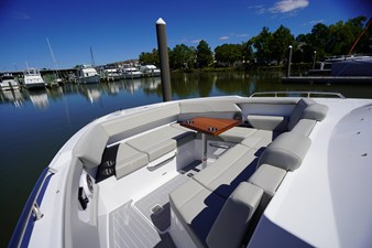 Cruisers Yachts 34 GLS Outboard 58 2026 Cruisers Yachts 34 GLS Outboard 59