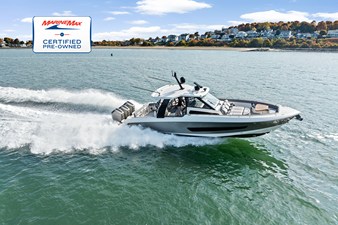Boston Whaler 420 Outrage 0 2022 Boston Whaler 420 Outrage 1