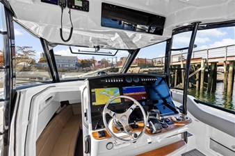 Boston Whaler 420 Outrage 18 2022 Boston Whaler 420 Outrage 19