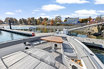 Boston Whaler 420 Outrage 40 2022 Boston Whaler 420 Outrage 41