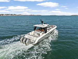 Boston Whaler 420 Outrage 48 2022 Boston Whaler 420 Outrage 49