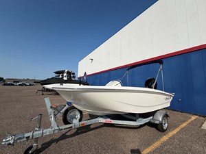 Boston Whaler 130 Super Sport 3 2027 Boston Whaler 130 Super Sport 4